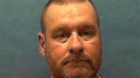 Execution set for Florida man convicted of killing two women he met at beach bars in 1996